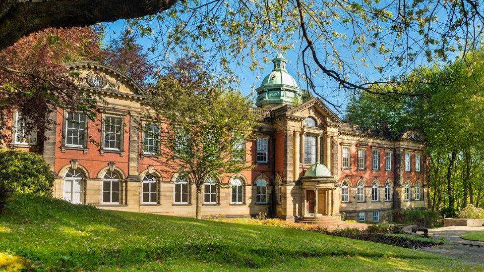 Redhills: Durham Miners Hall